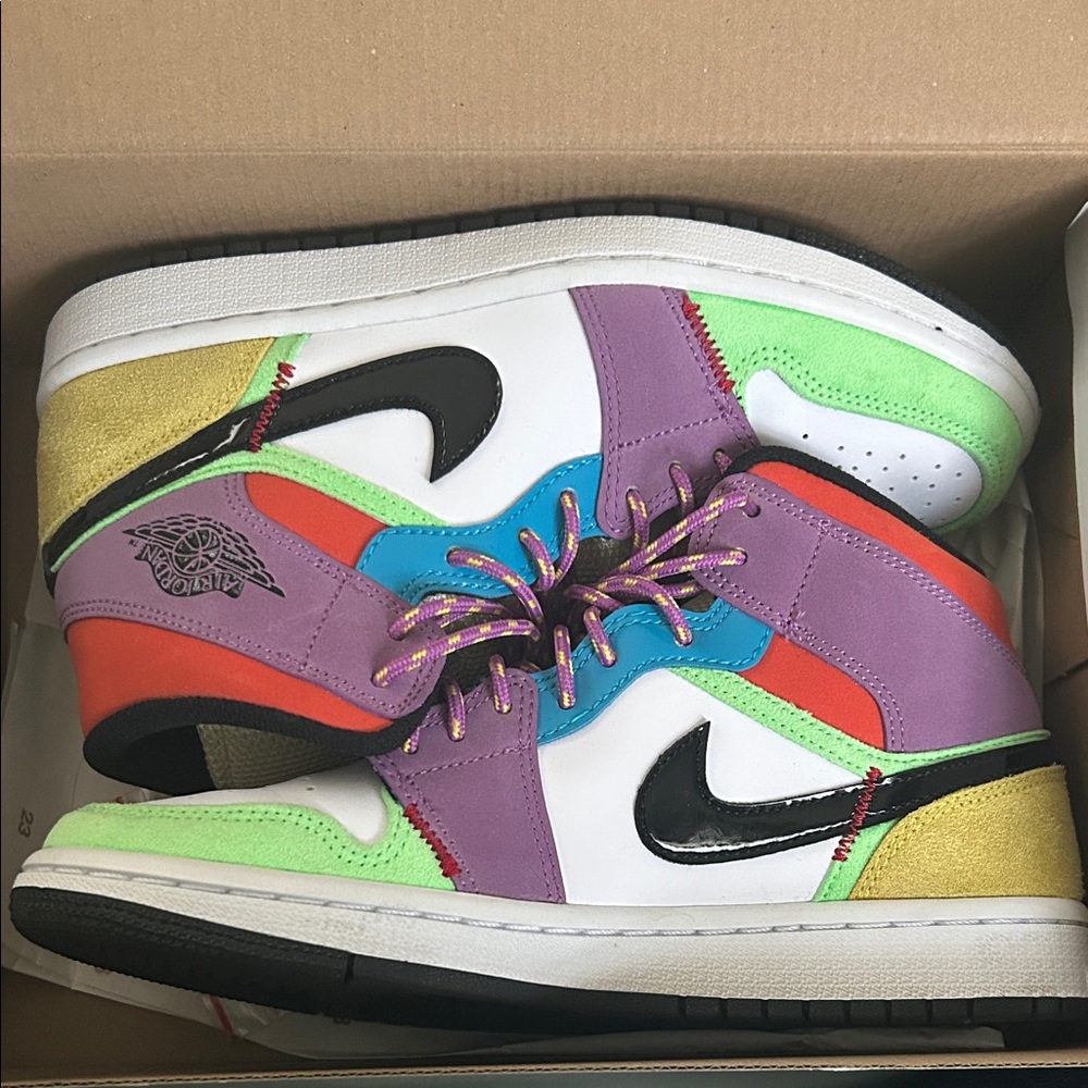 Jordan 1 Mid SE in White, Black, and Light Blue